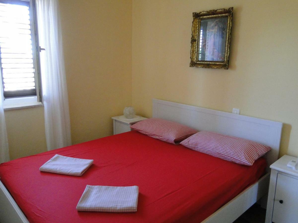 Apartment Pino Умаг Екстериор снимка